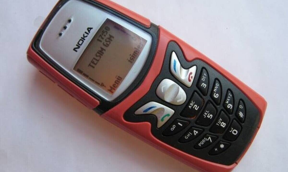 Τα θυμάσαι; Τα εμβληματικά κινητά στις αρχές των 00's