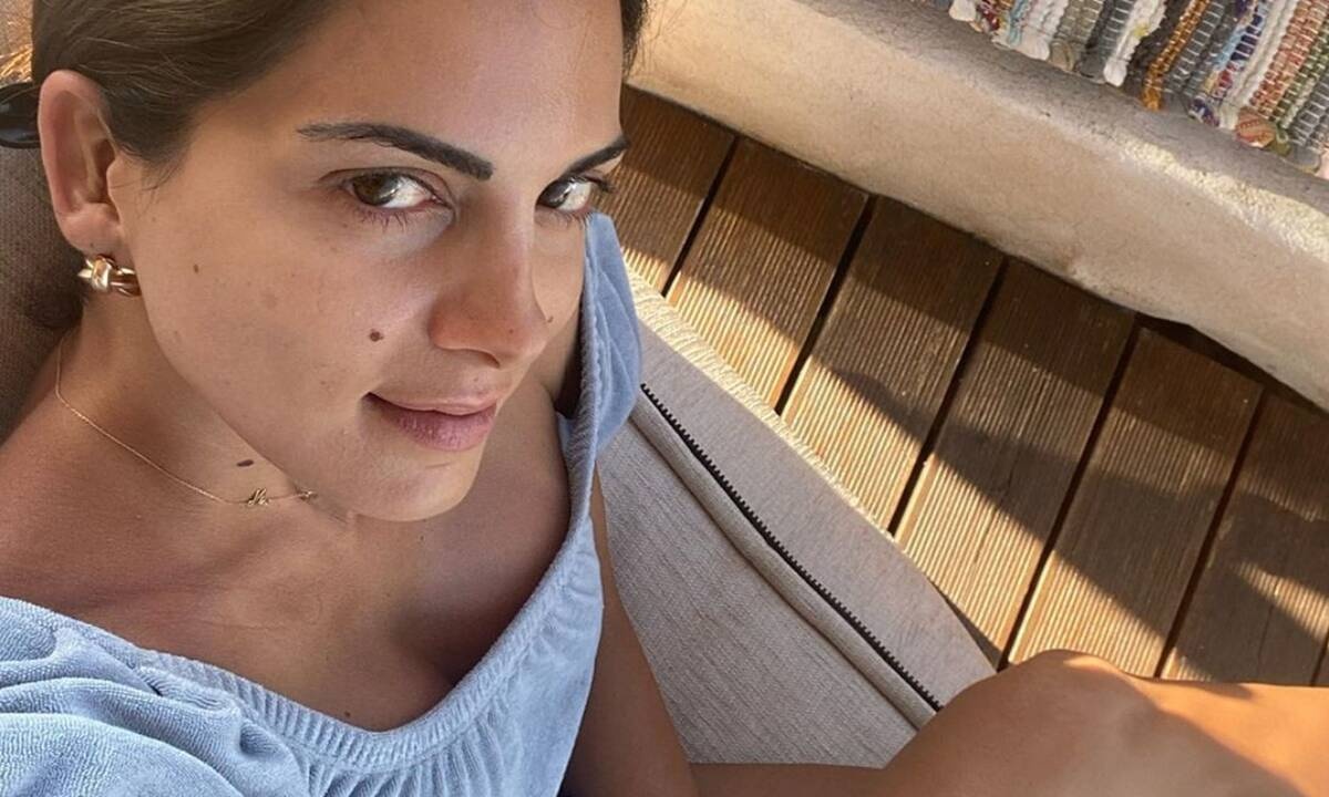 Σταματίνα Τσιμτσιλή: Διακοπές στην Πάρο - Οι πρώτες φώτο με τα παιδιά της