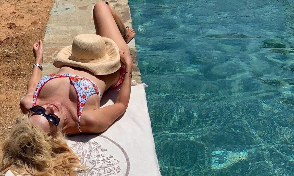 Το διαφορετικό καλοκαίρι της Ελένης Μενεγάκη