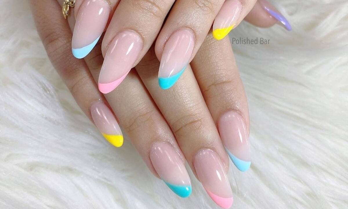 Τα πιο ωραία σχέδια για τα νύχια για τον Αύγουστο