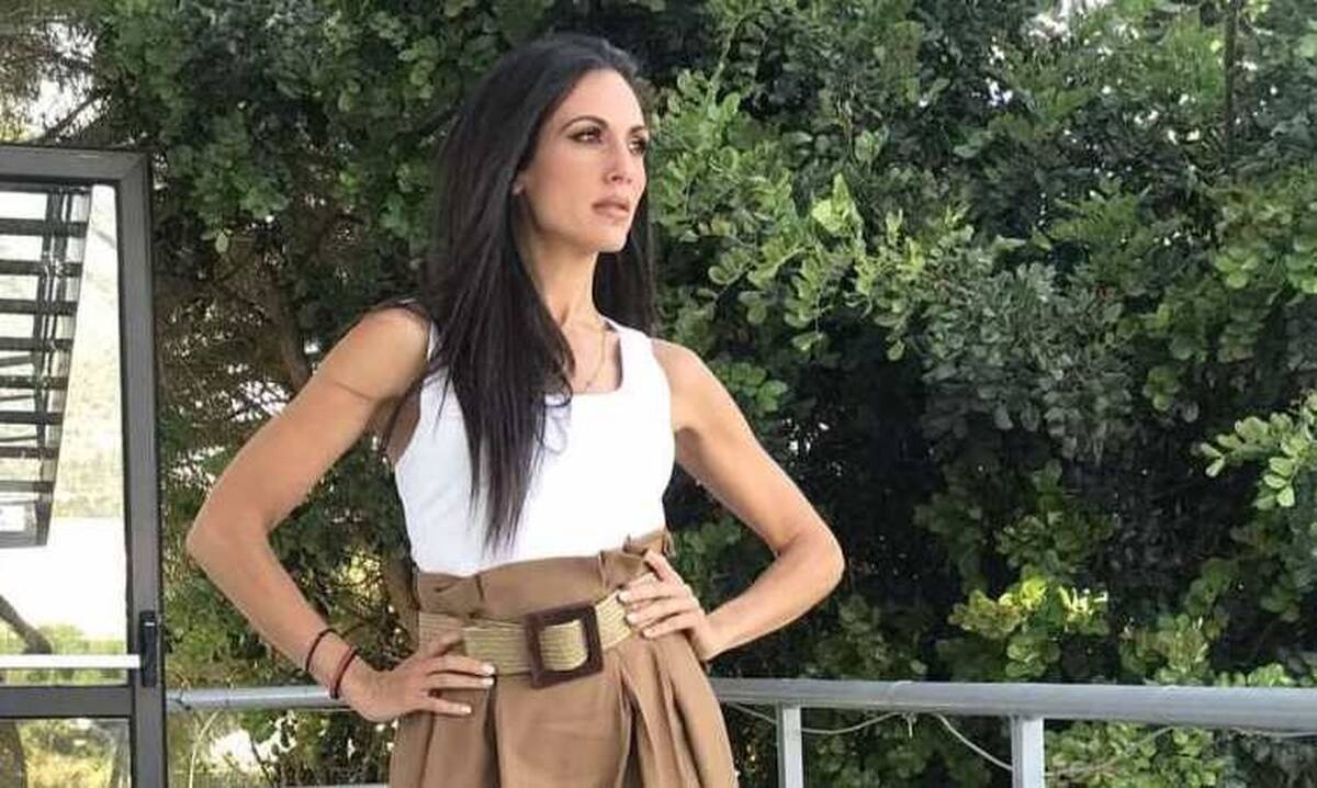 Η Ανθή Βούλγαρη αναβάλλει το γάμο της; Το μήνυμα και ο προβληματισμός (pic)