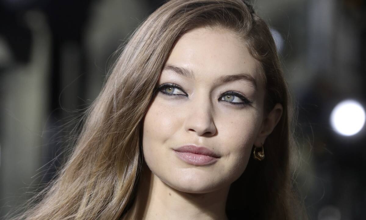 Gigi Hadid: Άλλος άνθρωπος μελαχρινή και με κοντά μαλλιά