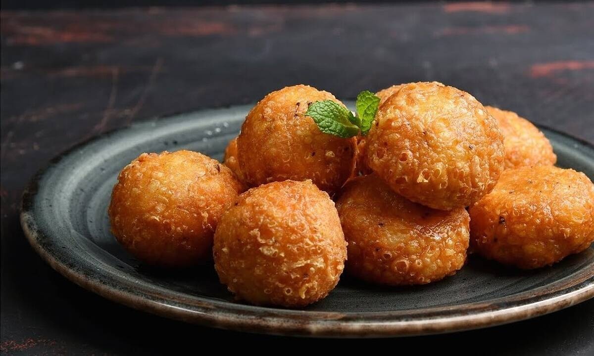 Τυροκροκέτες με 2 υλικά από τον Άκη Πετρετζίκη! 