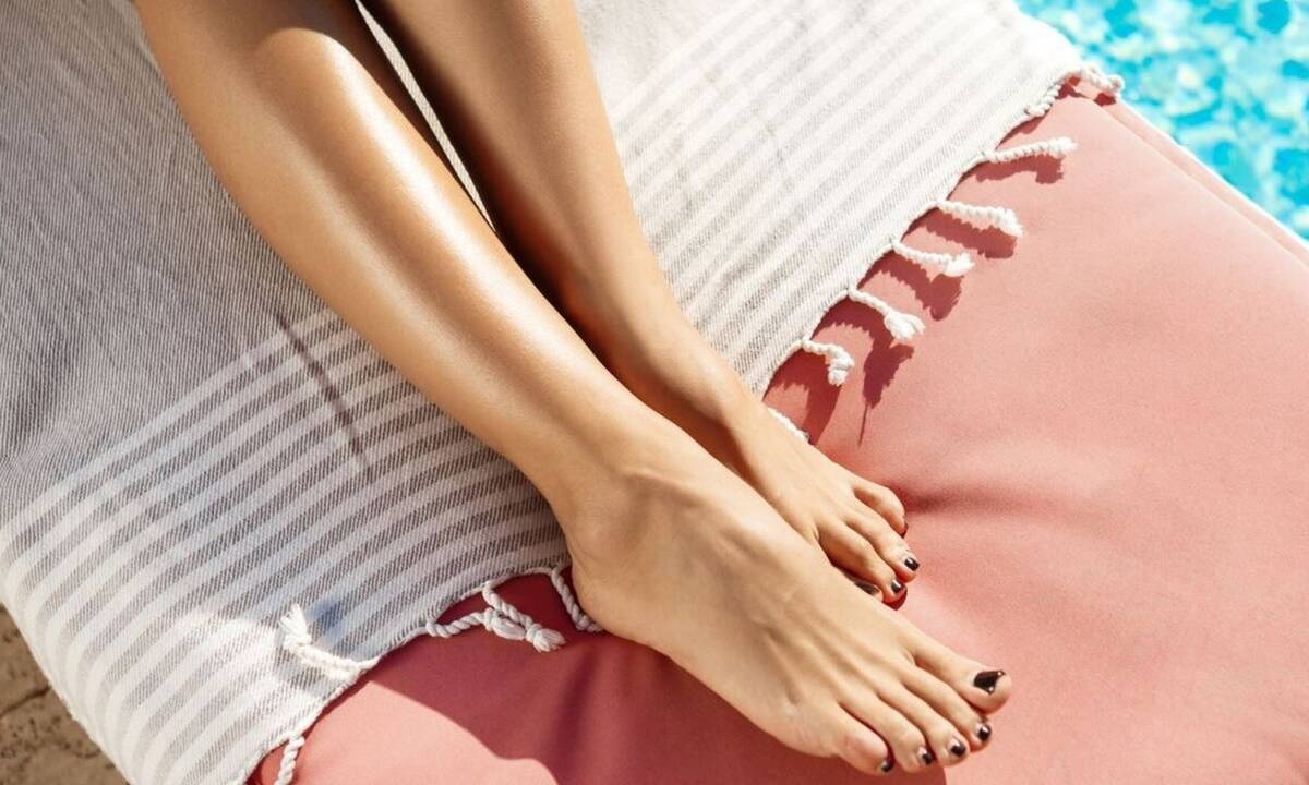 Πώς θα φτιάξεις το καλύτερο DIY λάδι σώματος για extra λάμψη