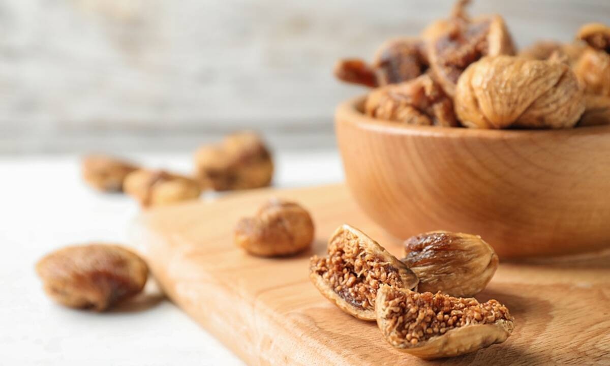 Ξερά σύκα: Τα οφέλη τους για την υγεία (εικόνες)