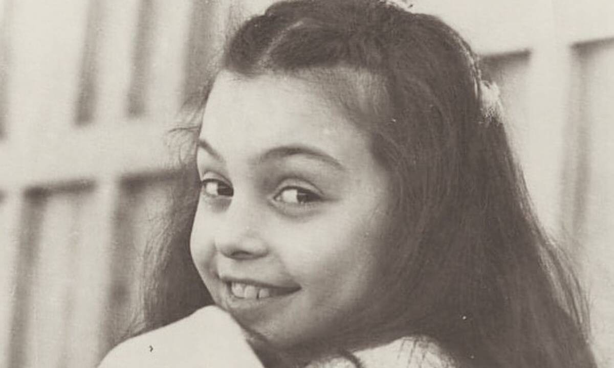 Το κοριτσάκι της photo είναι η αγαπημένη σου τραγουδίστρια