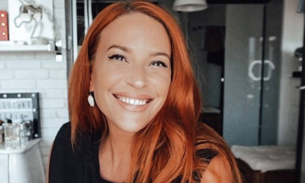 H Σίσσυ Χρηστίδου φόρεσε το πιο σέξι και ρομαντικό φόρεμα (photo)