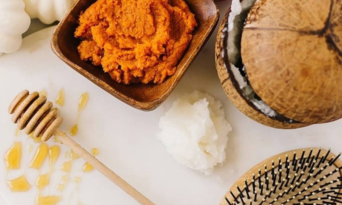 Οι καλύτερες DIY μάσκες για να έχεις όμορφα μαλλιά αυτό το φθινόπωρο