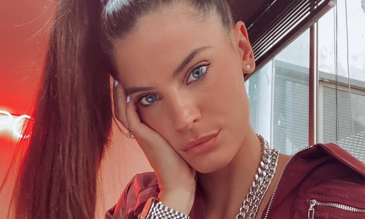 Το πρωινό smoothie της Χριστίνας Μπόμπα για να μην πεινάς 