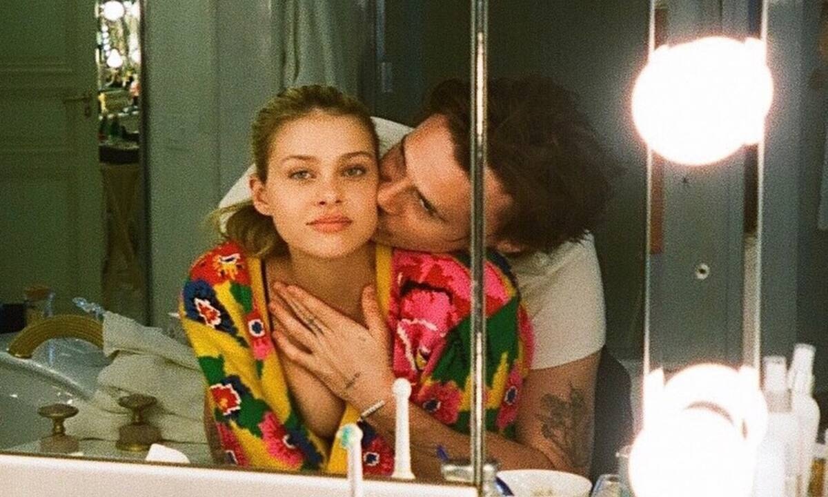 Κι όμως! O Brooklyn Beckham έκανε τατουάζ το κορίτσι του!