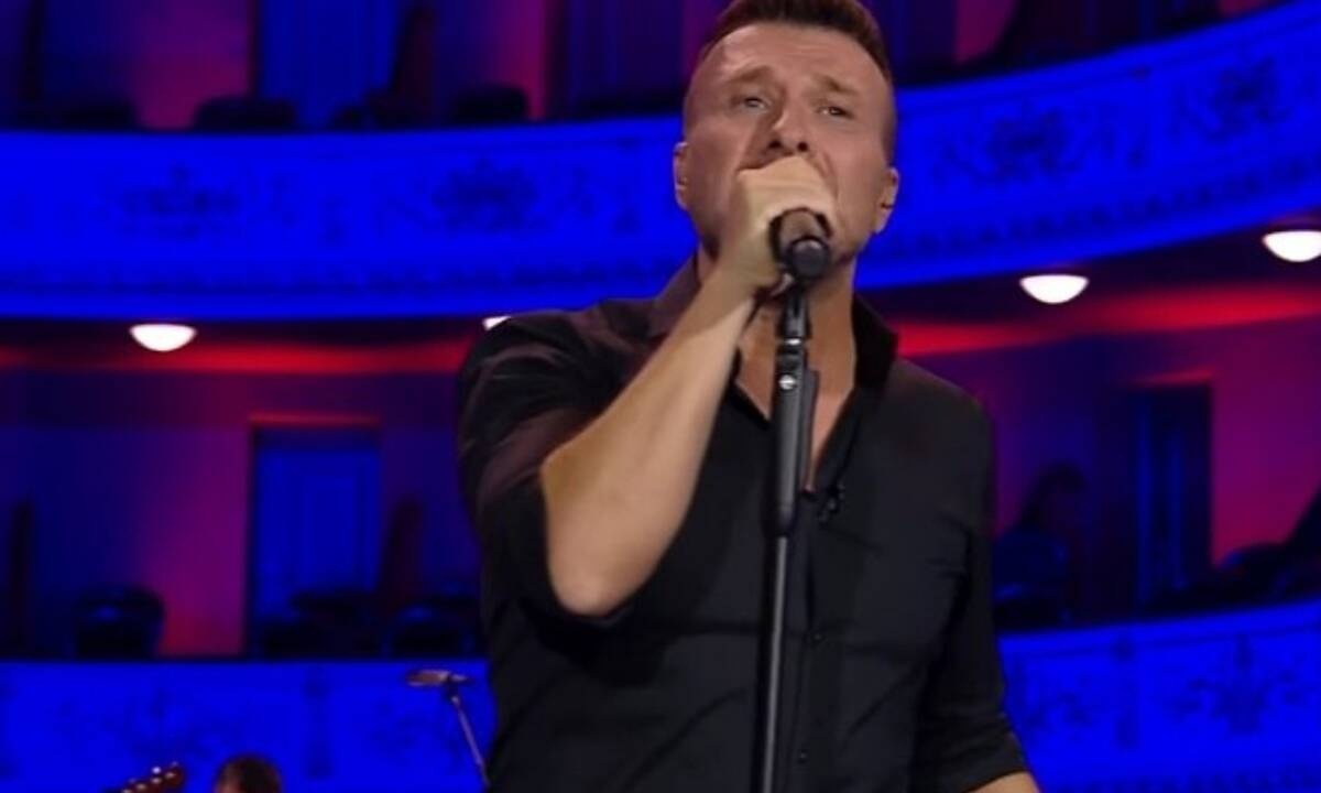 Ο Πλούταρχος άνοιξε το «Σπίτι με το Mega» και τα σχόλια στο Twitter ήταν απίθανα