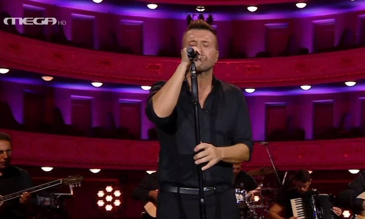 Πλούταρχος: Συγκινημένος στην εκπομπή που παρουσίασε! Οι εκπλήξεις και οι ερμηνείες