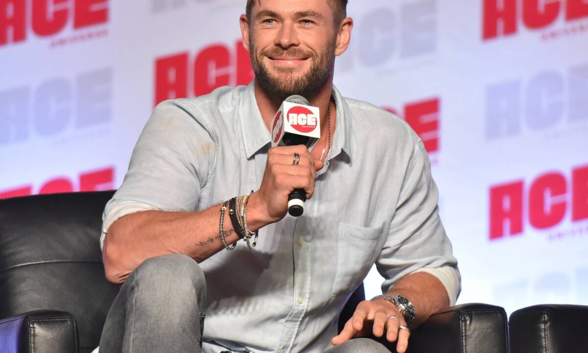 Chris Hemsworth: O Thor κάνει διακοπές και είναι πιο γυμνασμένος από ποτέ