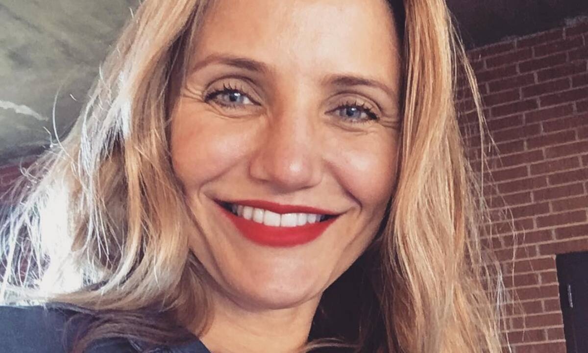 Ποιες διάσημες γέννησαν χωρίς να το πάρει είδηση κανείς (vid)