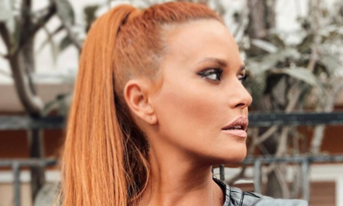 Σίσσυ Χρηστίδου: Η ολόσωμη φόρμα που είναι ιδανική για κάθε περίσταση