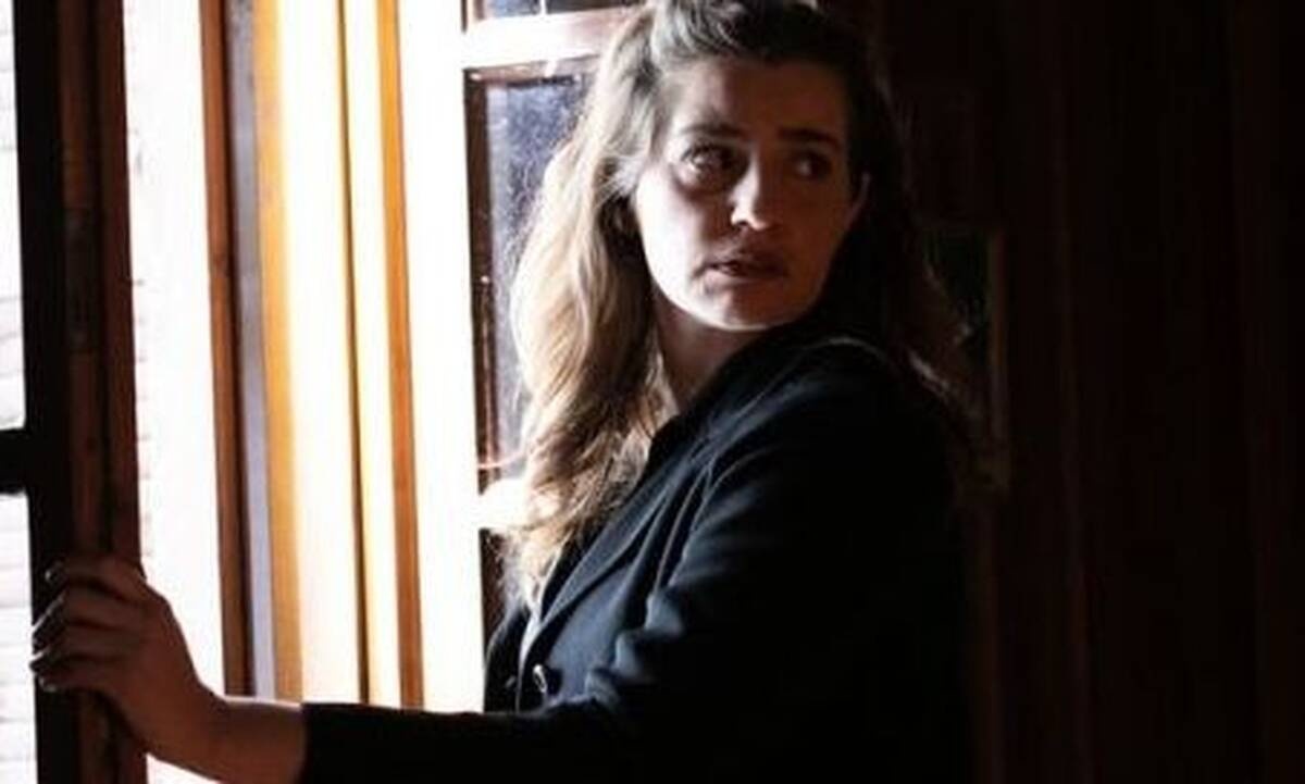 Άγριες Μέλισσες Spoiler: Σε κώμα η Ελένη - Δραματικές σκηνές για Λάμπρο και Ασημίνα