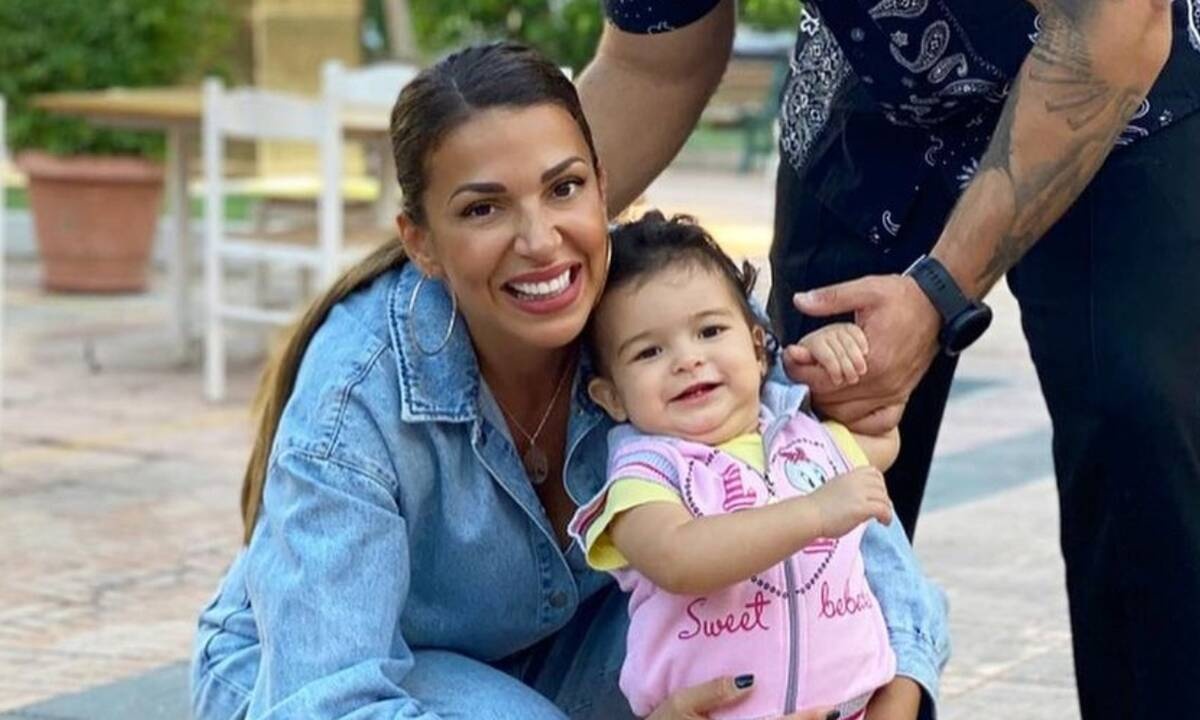 Ελένη Χατζίδου: Η περπατόπιτα της κόρης της και η απίθανη φώτο της Μελίτας