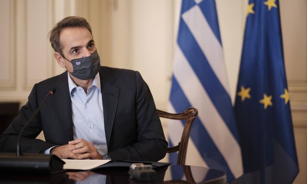 Κυριάκος Μητσοτάκης: Έτσι γίνεται η σωστή χρήση της μάσκας (vid)