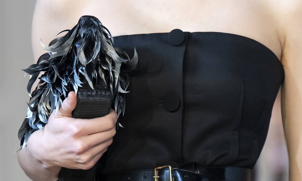 10 κλασικές τσάντες που πρέπει οπωσδήποτε να αποκτήσεις την «Black Friday»