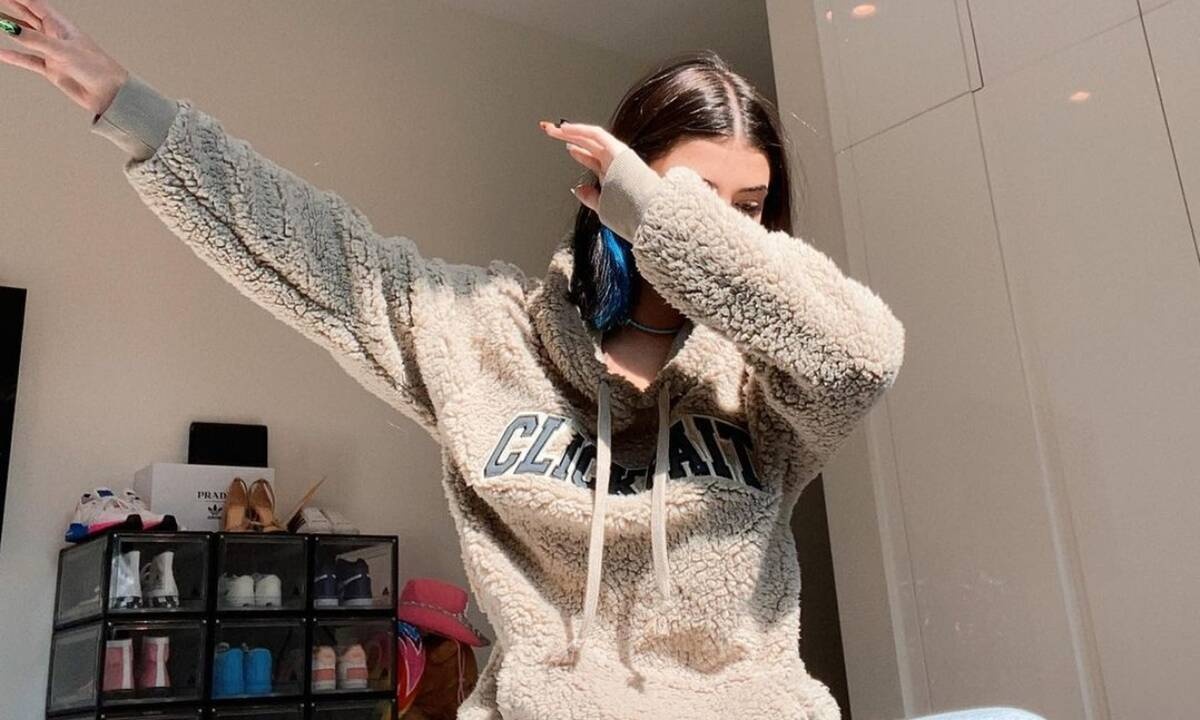 5 τάσεις της μόδας που έχουν γίνει viral στο TikTok και αξίζει να φορέσεις