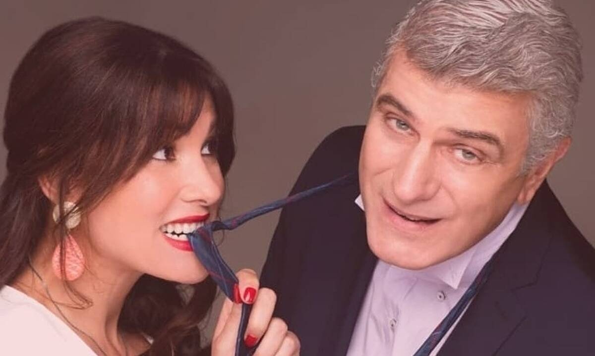 Κλέλια Ρένεση: Εσείς γνωρίζετε το όνομα της κόρης της; (photos)