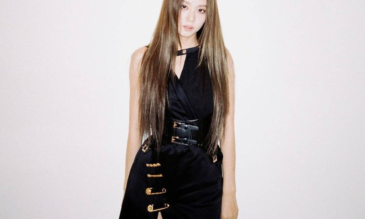 Η Jisoo των Blackpink φόρεσε τα πιο ανατρεπτικά παπούτσια αυτής της χρονιάς