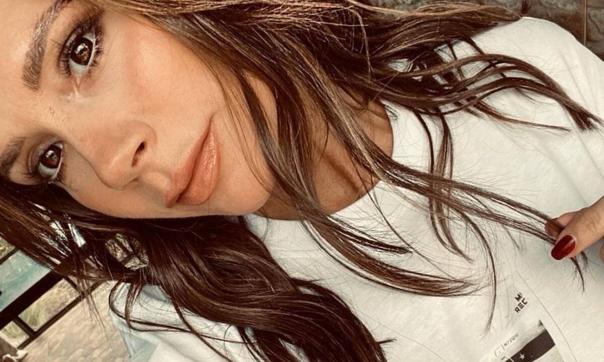 Χάσαμε τα λόγια μας: Το σώμα της Victoria Beckham χωρίς photoshop