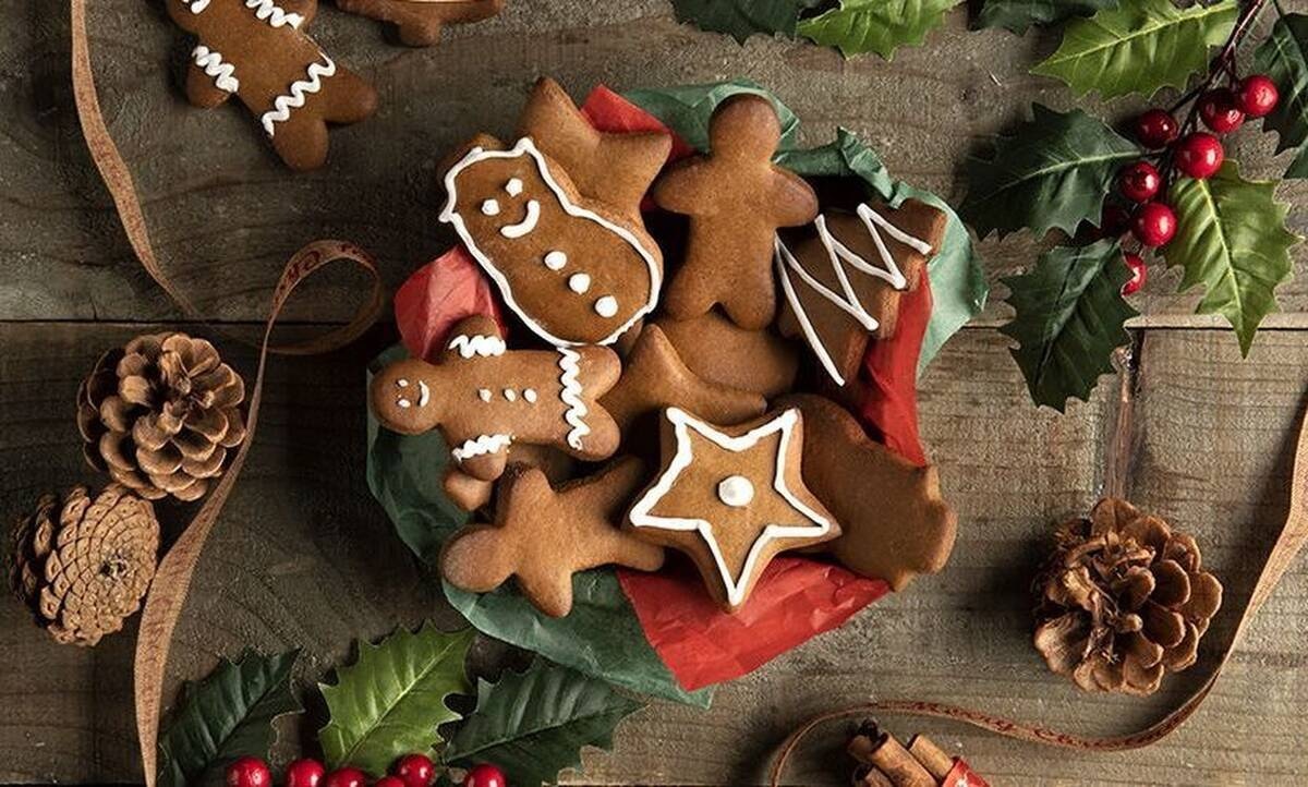 Gingerbread cookies χωρίς προσθήκη ζάχαρης από τον Άκη Πετρετζίκη!