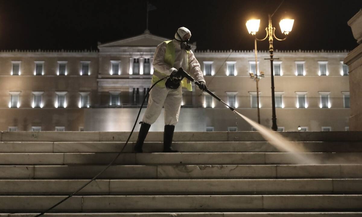 Κρούσματα σήμερα: 639 νέα ανακοίνωσε ο ΕΟΔΥ - 62 θάνατοι σε 24 ώρες - 558 οι διασωληνωμένοι