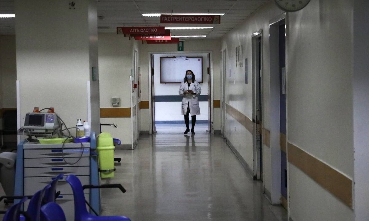 Κρούσματα σήμερα: 476 νέα ανακοίνωσε ο ΕΟΔΥ - 66 θάνατοι σε 24 ώρες, 467 στους οι διασωληνωμένοι