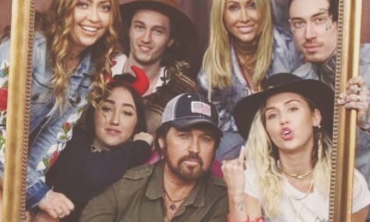 Η οικογένεια της Miley Cyrus μεγαλώνει: Δες τα ευχάριστα