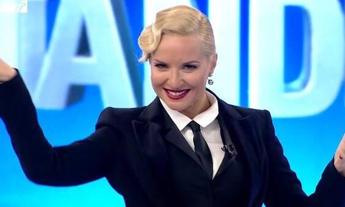 Πρωτοχρονιά στον Ant1 με «Still Standing» και εορταστική Μαρία Μπεκατώρου