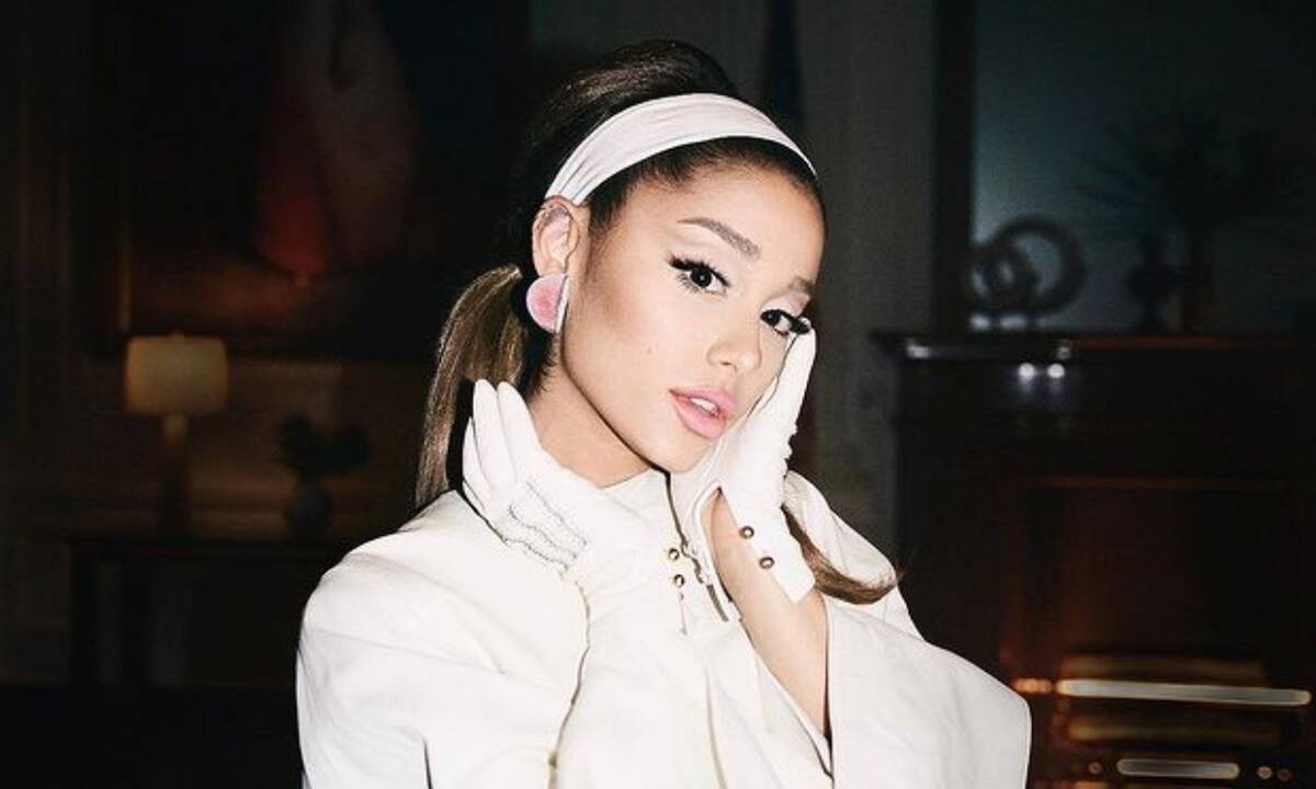 Το αγαπημένο μανικιούρ της Ariana Grande μπορείς να το κάνεις και μόνη σου στο σπίτι