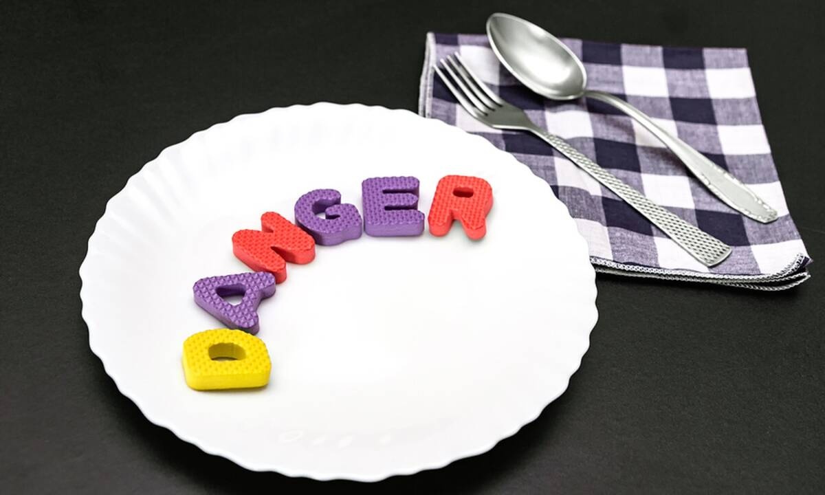 Καρκίνος: Οι τροφές που ευνοούν την εξάπλωσή του (εικόνες)