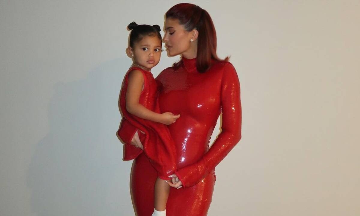 Kylie Jenner: Δέκα φορές που ντύθηκε ίδια με την κόρη της Stormi