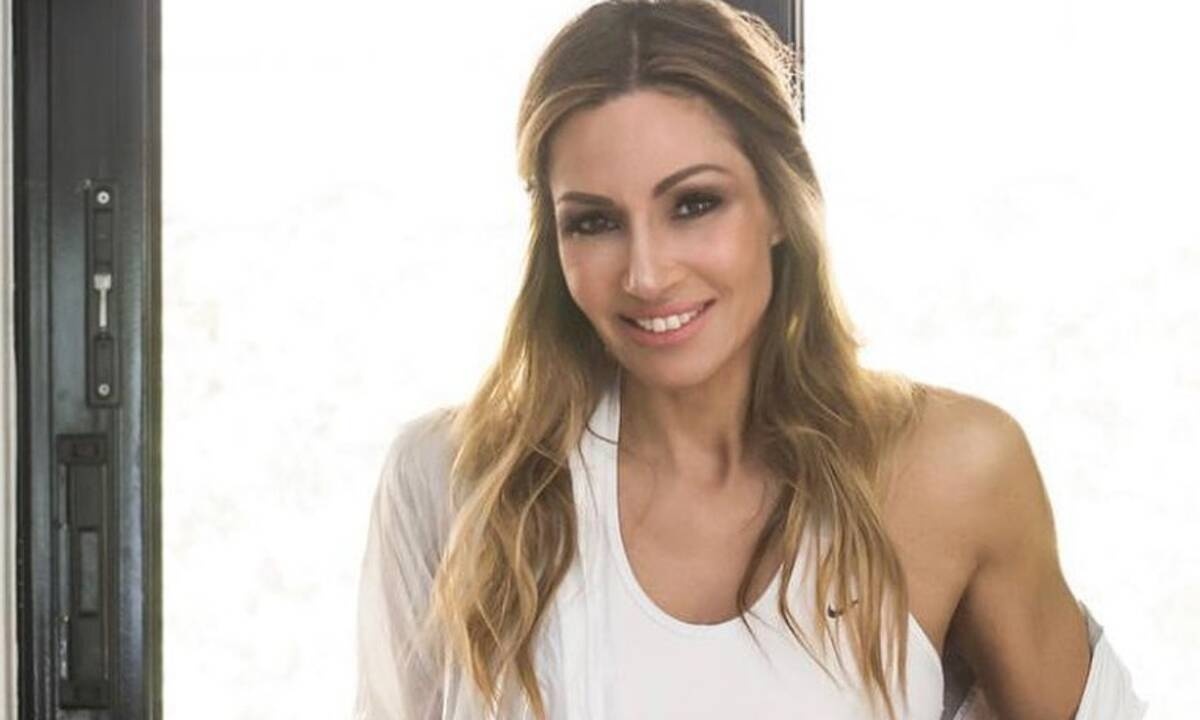 Ελένη Πετρουλάκη: Η φωτογραφία με τις 4 κόρες της που έριξε το Instagram