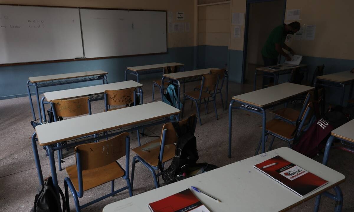 Σχολεία: Ανοίγουν Δημοτικά και Νηπιαγωγεία τη Δευτέρα - Μάσκες, αερισμός, τεστ - Αναλυτικός οδηγός