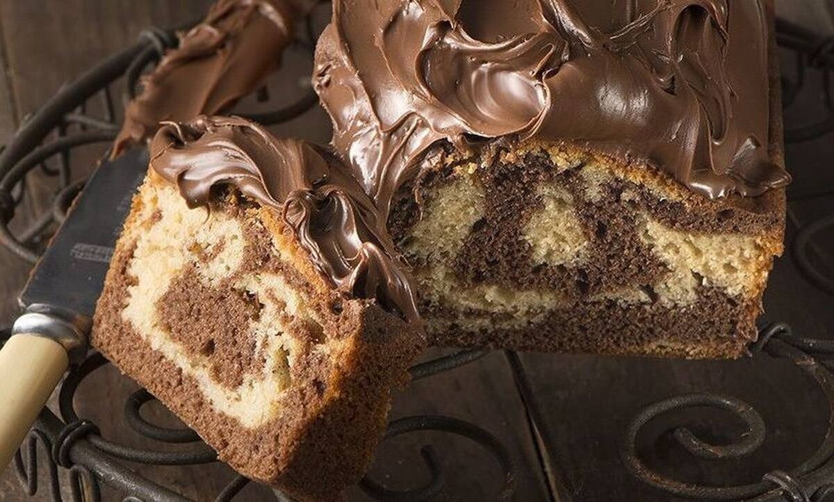 Κέικ σοκολάτα φουντούκι από τον Άκη Πετρετζίκη!