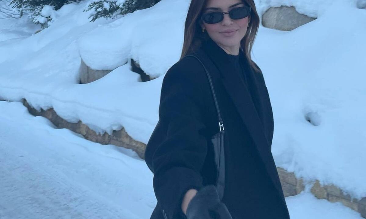 Οι καλύτερες εμφανίσεις των αγαπημένων μας celebs με μαύρα ρούχα