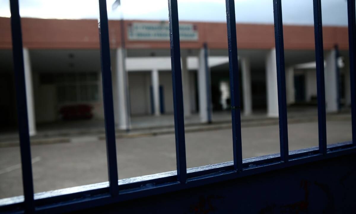 Άνοιγμα σχολείων: Την Παρασκευή οι αποφάσεις για την Γ’ Λυκείου