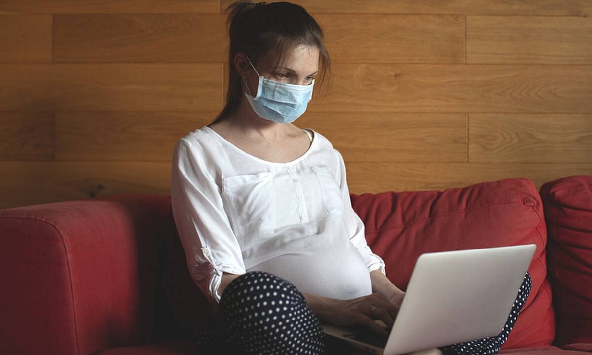 Κορονοϊός και τοκετός: Για ποιες επιπλοκές αυξάνει ο κίνδυνος