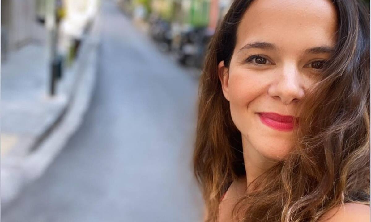 Ελιάνα Χρυσικοπούλου: Η συνταγή της για λαχταριστό apple crumble