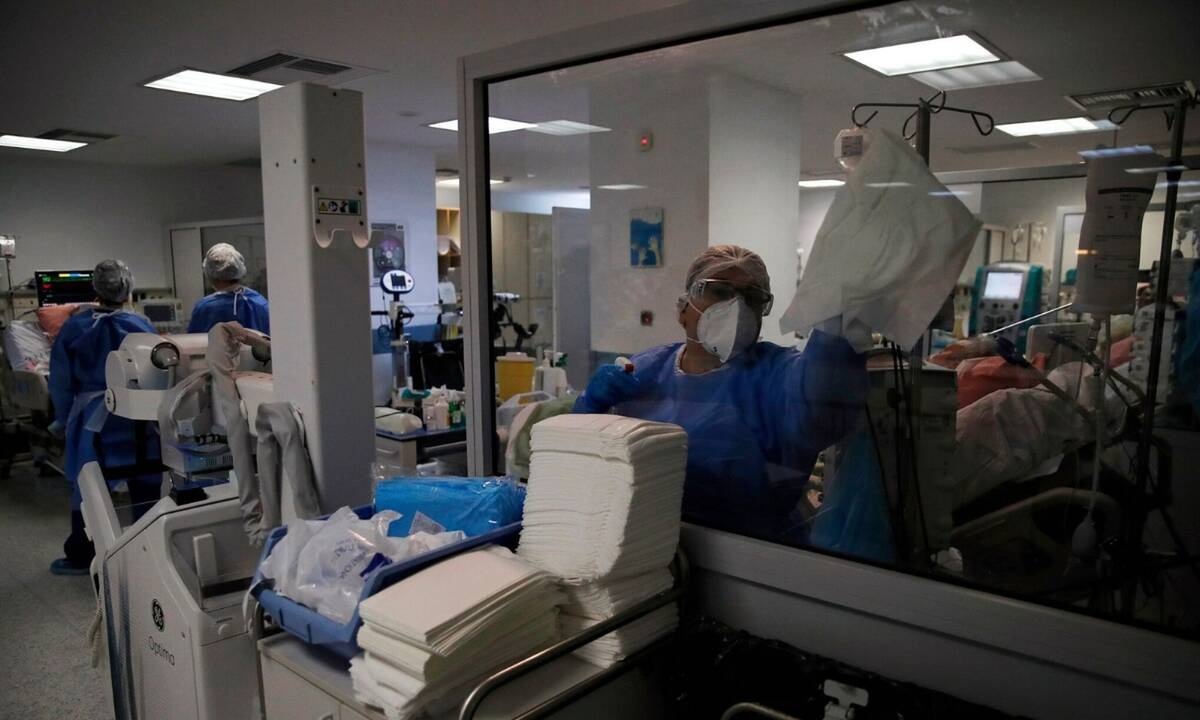 Κρούσματα σήμερα: 543 νέα ανακοίνωσε ο ΕΟΔΥ - 33 θάνατοι σε 24 ώρες, στους 248 οι διασωληνωμένοι