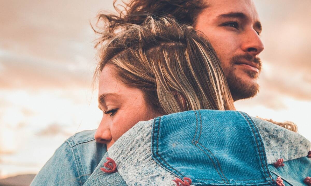 Πώς θα τελειώσεις όμορφα έναν τσακωμό με τον σύντροφό σου;