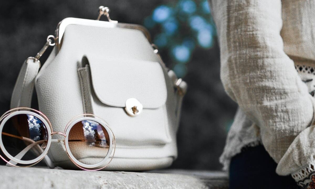 Το προϊόν που 2 στις 3 γυναίκες έχουν στην τσάντα τους κάθε στιγμή