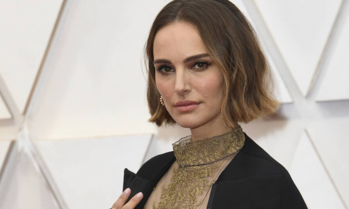 Η Natalie Portman διέψευσε τις φήμες εγκυμοσύνης