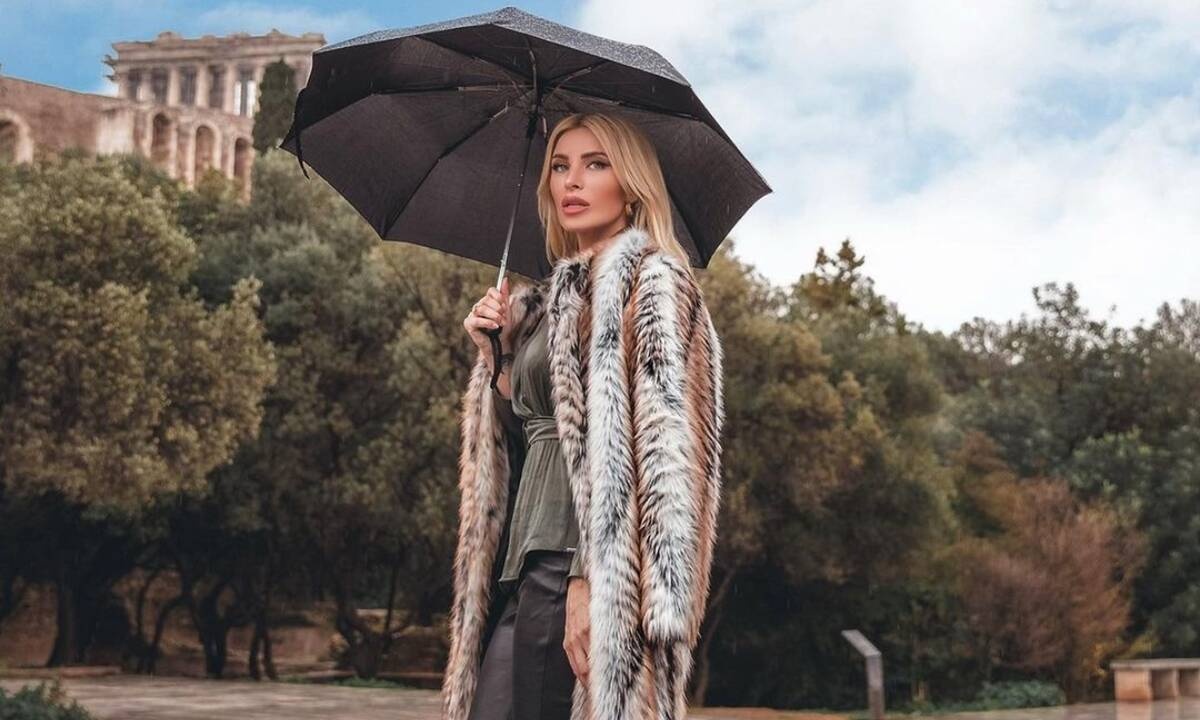 Στον γιατρό η αγαπημένη παρουσιάστρια Κατερίνα Καινούργιου