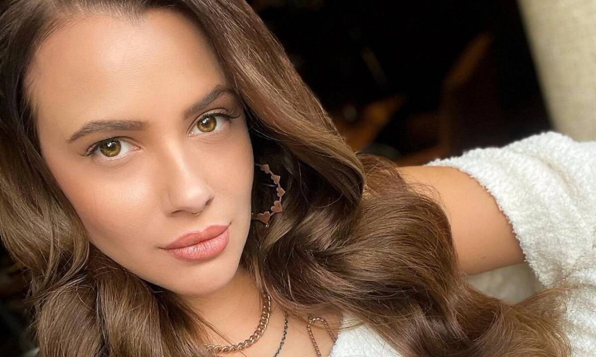 Λάουρα Νάργες: Έχεις δει την πανέμορφη αδερφή της;