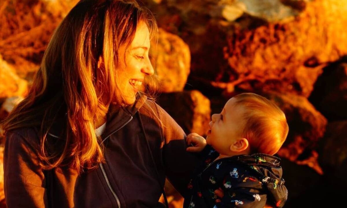 Αλεξάνδρα Ούστα: Ο γιος της κάνει τα πρώτα του βήματα (pics)