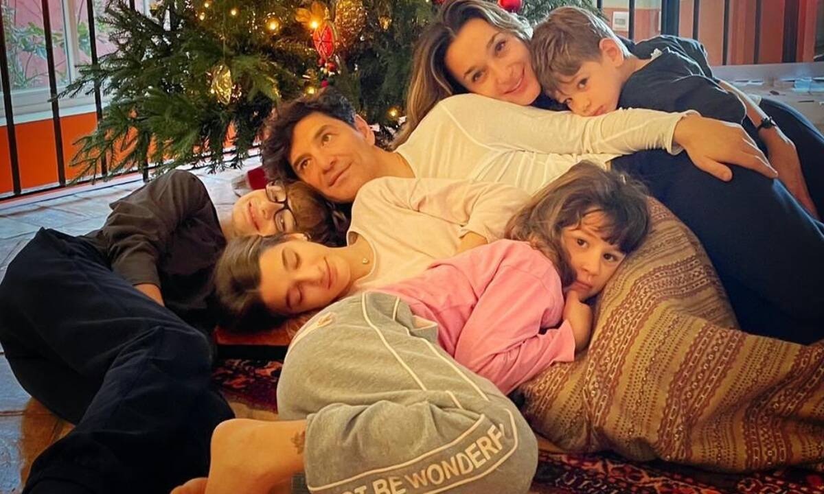 Αναστασία και Αριάδνη Ρουβά: Ποζάρουν με τη μητέρα τους